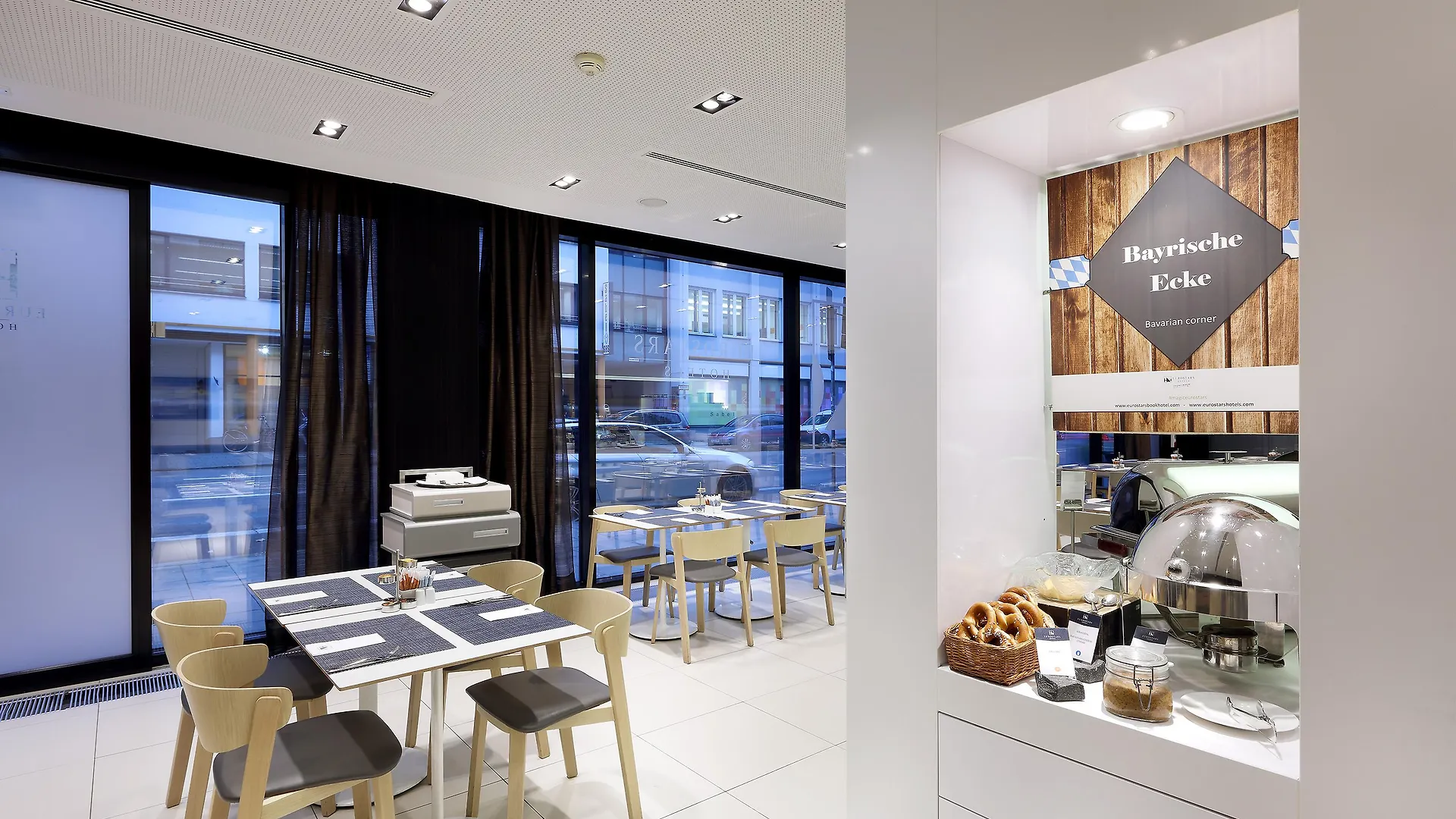 Eurostars Book Hotel München 4*,