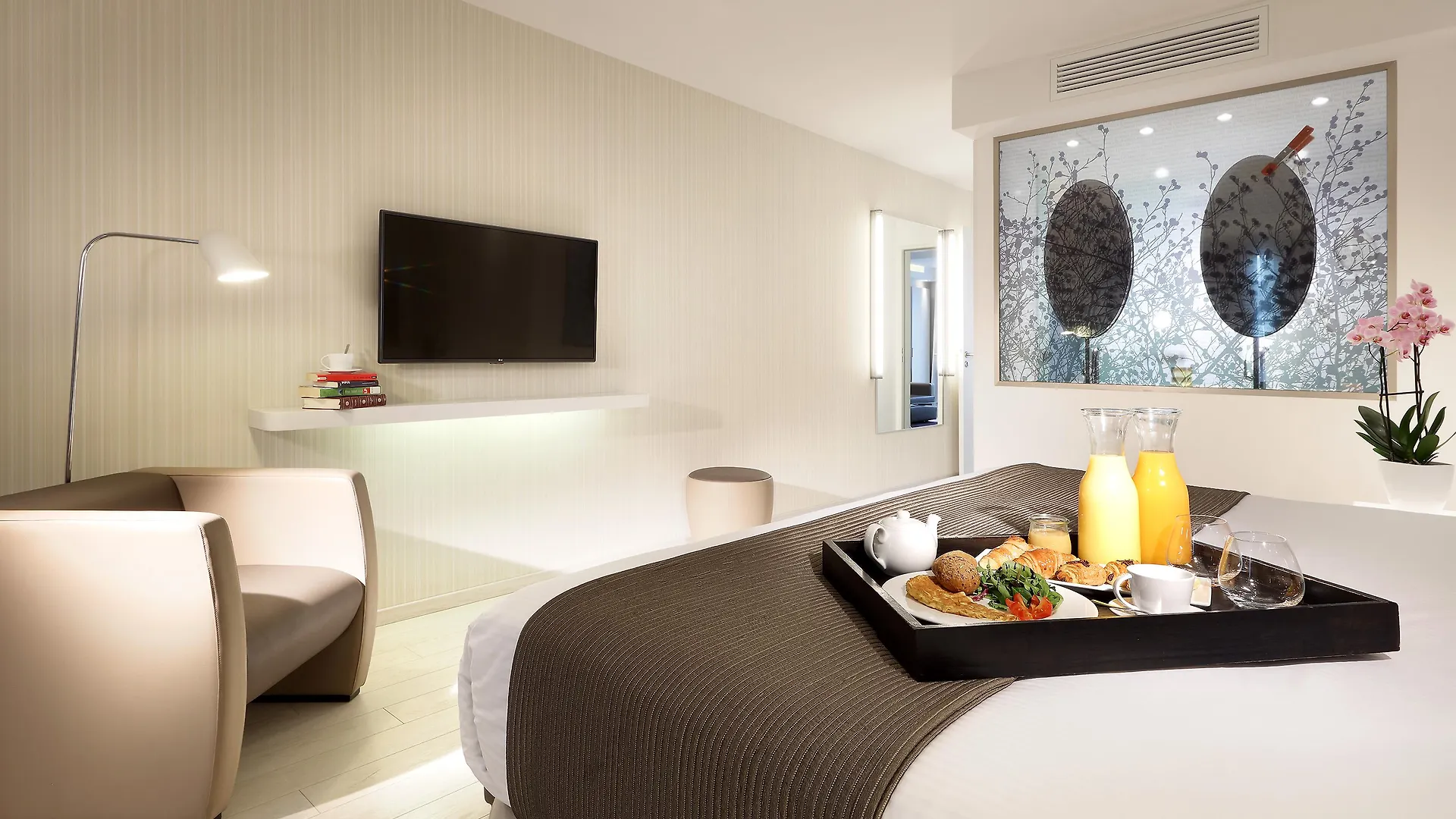 Eurostars Book Hotel Munich 4*,  Germany